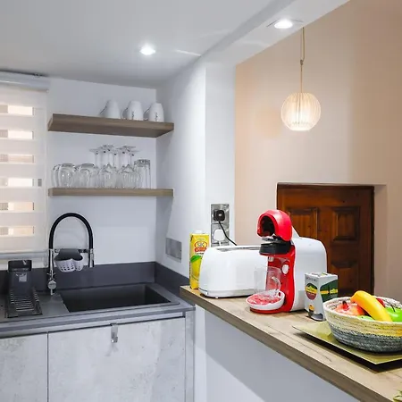 Daniel's - Magical Views