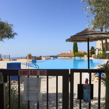 Daniel's - Magical Views Tsadha
