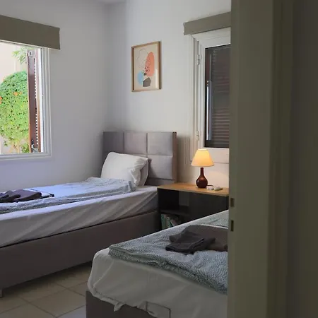 Daniel's - Magical Views Apartment Tsadha